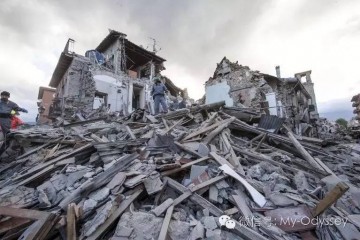 地震摧毁了许多意大利古镇，我还没来得及看上一眼