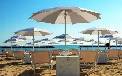 Levante海滩、Ponente海滩、Baia Flaminia海滩和Libera海滩
