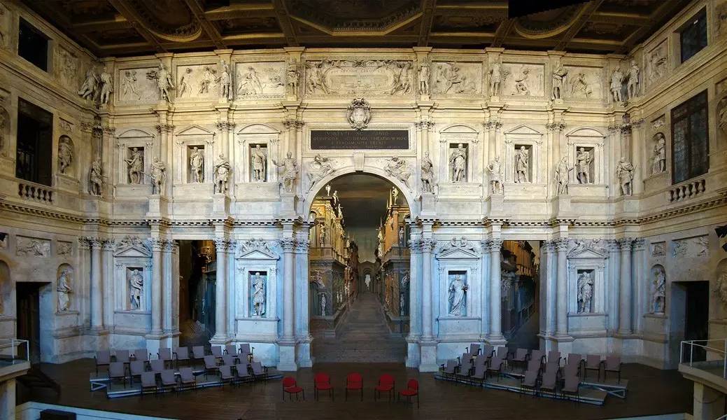 奥林匹克剧院（Teatro Olimpico）